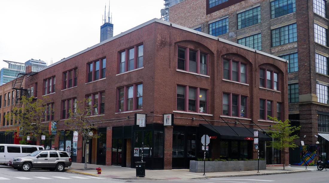815 W Randolph Exterior