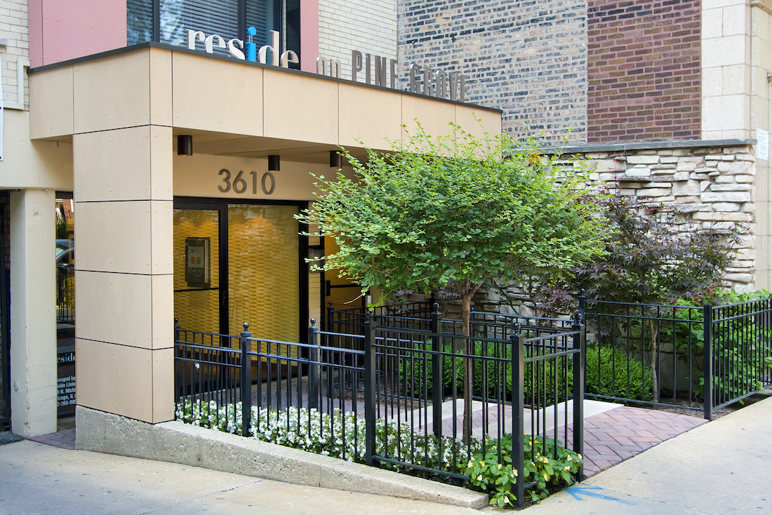 Reside on Pine Grove Apartments, Lakeview