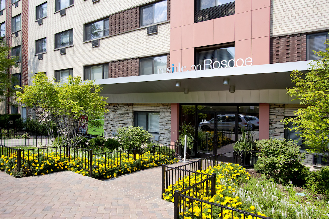 Reside on Roscoe Apartments, lakeview