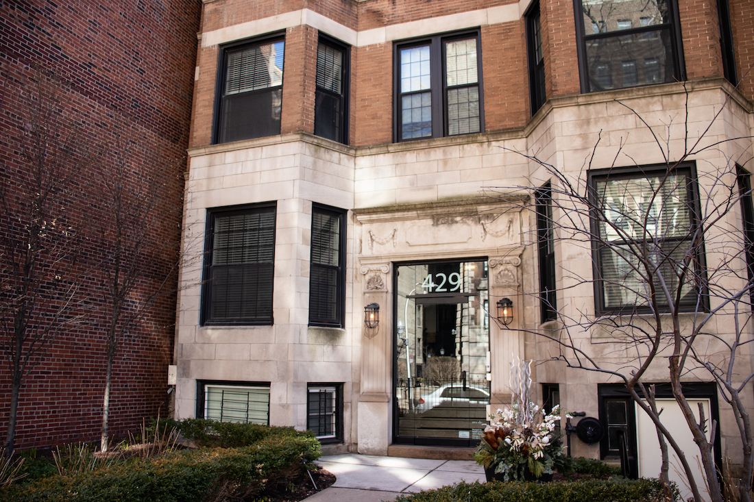 429 W Melrose Apartments, Lakeview